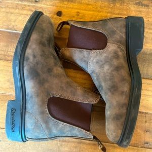 Blundstone Boots 1306 Square Toe in Rustic Brown womens size 10.5